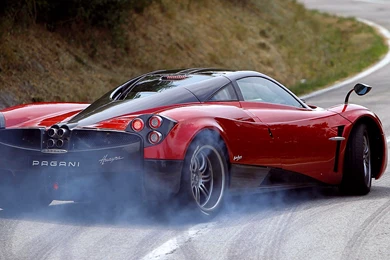 Racing Car Pagani Huayra Wallpapers HD
