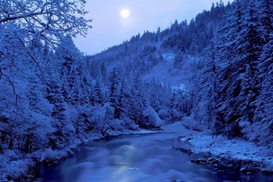 Frozen Moon Desktop HD Wallpapers ~ Toptenpack.com
