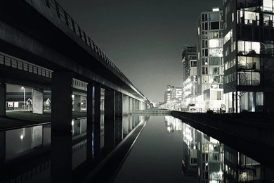 Download These HTC Sense 5 Wallpapers