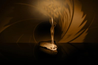 GOLDEN GUN OF 007JB WALLPAPER   (