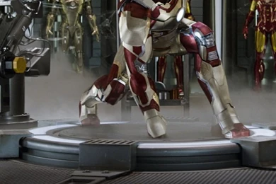 640x960 Iron Man 3 Suit Iphone 4 Wallpapers