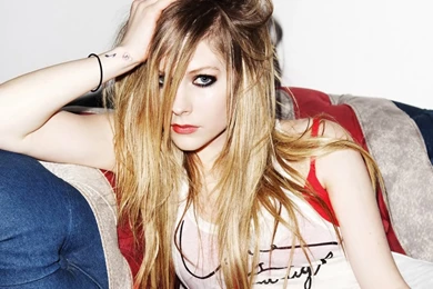 Avril Lavigne 53 Wallpapers