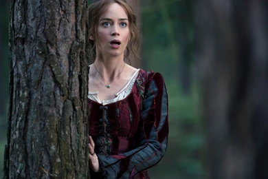 HD Emily Blunt Wallpapers