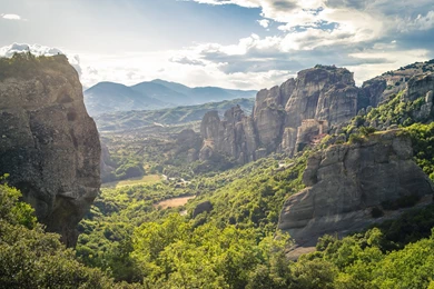 Meteora   Monastery In Greece   Thousand Wonders