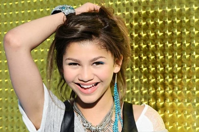 Friends Corner: Zendaya Coleman, Zendaya Pics, Zendaya Coleman ...