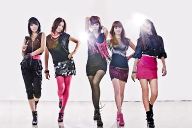 Only Ladies. (Girl Groups<3)   Random   OneHallyu