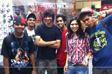 The D3 Cast Goes Shopping (200644) : Dil Dostii Dance