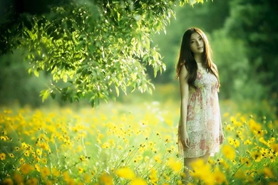 Flowers Wizard Girls hd wallpaper 1024x768.jpg