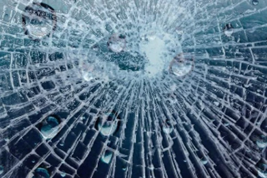 40 Most Amazing Wallpapers For Broken Screen