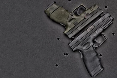 Pistols Wallpapers 165687