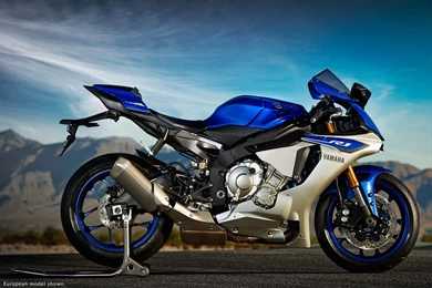 2015 Yamaha R1 Wallpapers Full HD