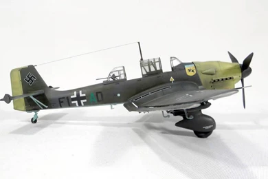 JUNKERS JU 87 B2 STUKA WALLPAPER   (