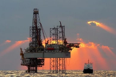 Apache Corporation (NYSE:APA), Anadarko Petroleum Corporation ...