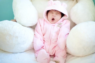 Download Wallpapers 3840x2400 Baby, Toys, Sleep, Yawn Ultra HD 4K ...