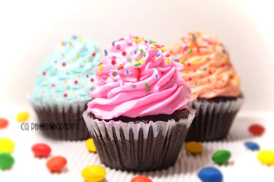 CUPCAKES WALLPAPER   (