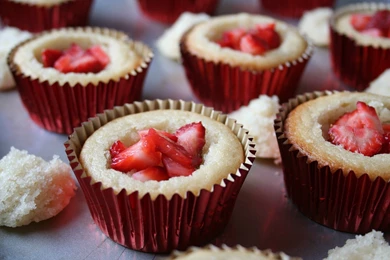 Strawberry Cupcakes Wallpapers 30817