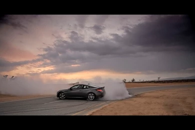 2013 Hyundai Genesis Coupe   Side Smoke   1600x1200   Wallpapers