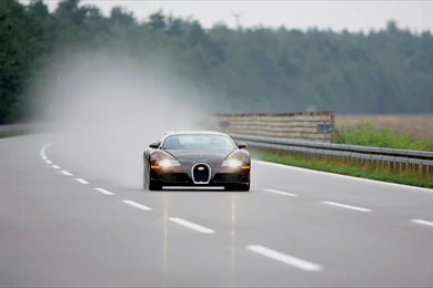 1920x1440 Bugatti Veyron In Rain Desktop PC And Mac Wallpapers