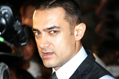 Hd wallpapers aamir khan actors bollywood wallpapers wallpaper c950cde9b3f83f41721788e3315a14a3 large 5893.jpg