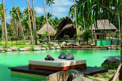 Beautiful Aqua Pool In Fiji   (