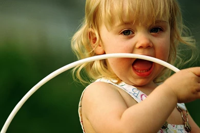 Cute Girl Wallpapers