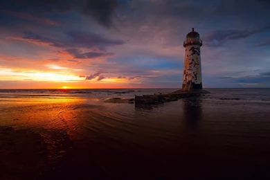 Lighthouses: Run Lighthouse Gorgeous Sunset Dark Beach Sea Evening ...