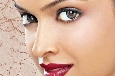 Deepika Padukone Red Hot Lips Desktop Wallpapers (1)