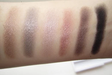 Vanessa Van Huynh : {Vanessa Van Huynh} MUA UNDRESS ME TOO Eye ...