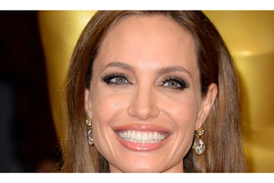 Download 4K Angelina Jolie Wallpapers