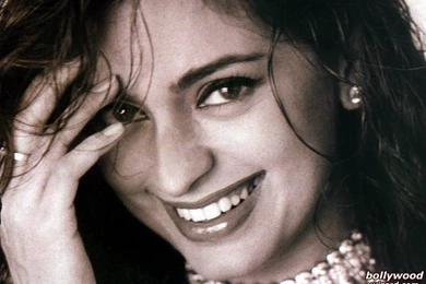 BollywoodWizard.com : Wallpapers / Picture Of Juhi Chawla