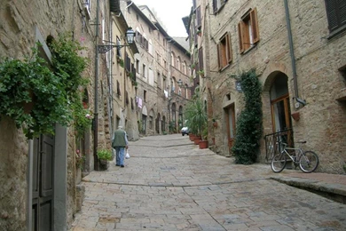 TUSCANY WALLPAPER   (