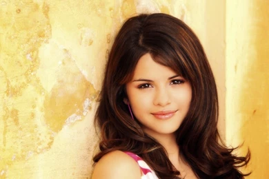 Sweet Singer Selena Gomez New HD Wallpapers
