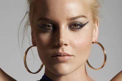 Abbie Cornish Wallpeper HD Free Download