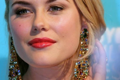 Rachael Taylor Wallpapers