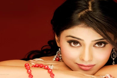 Indian Actress Shriya Saran Wallpapers