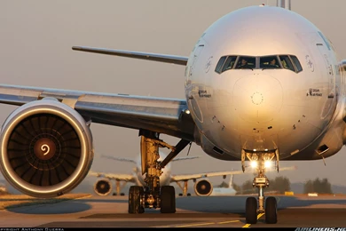 Photos: Boeing 777 328/ER Aircraft Pictures