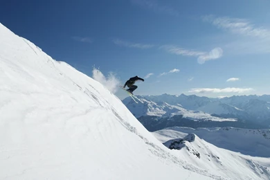 Man skiing on a steep slope 1080p sport desktop wallpaper 27948.jpg