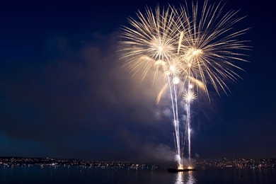 Firework Wallpaper Background Computers Photos.jpg