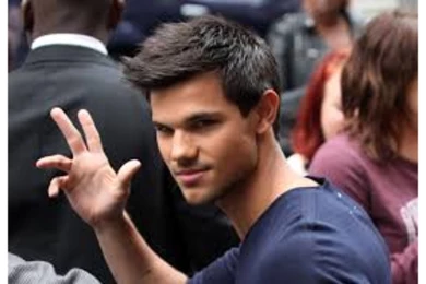 Amazing 4K Taylor Lautner Wallpapers