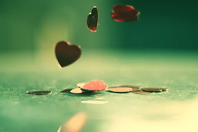 Hearts Falling Widescreen Wallpapers