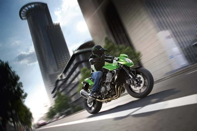 Kawasaki Z750R Wallpapers