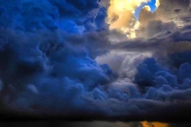 Beautiful Dark Storm HD Wallpapers For LG G3 Smartphone