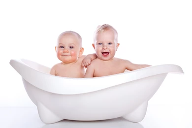 Cute Baby Bath Wallpapers 5.jpg