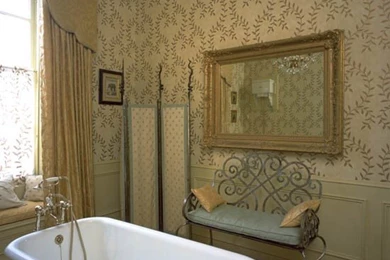 Traditional Bathroom Wallpapers