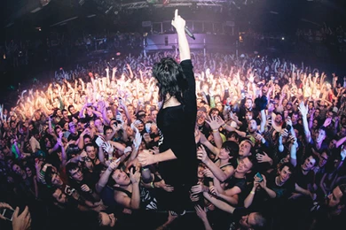 Skrillex Announces U.S. 'Mothership' Tour With What So Not, Dillon ...