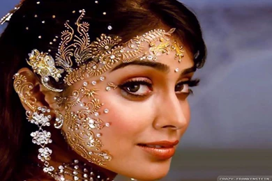 Shriya Saran Wallpapers   Female Celebrity   Crazy Frankenstein