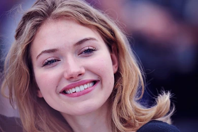 Imogen Poots Wallpaper HD.jpg
