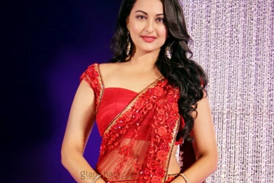Sonakshi Sinha Latest Wallpapers   Image Wallpapers