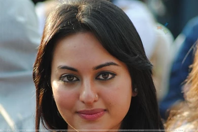 109431 sonakshi sinha pay tribute to 2611 martyrs.jpg