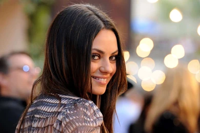 Mila Kunis Widescreen Images